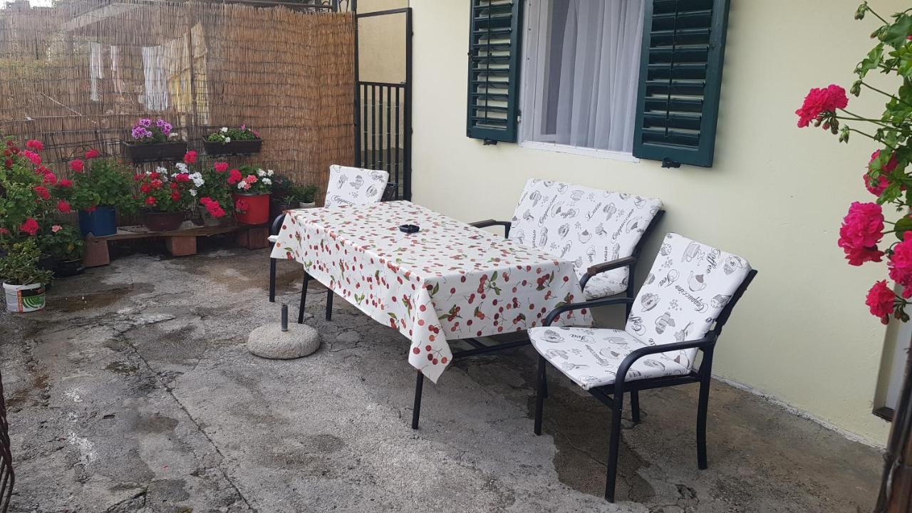 Apartment Lidija Herceg Novi Zewnętrze zdjęcie